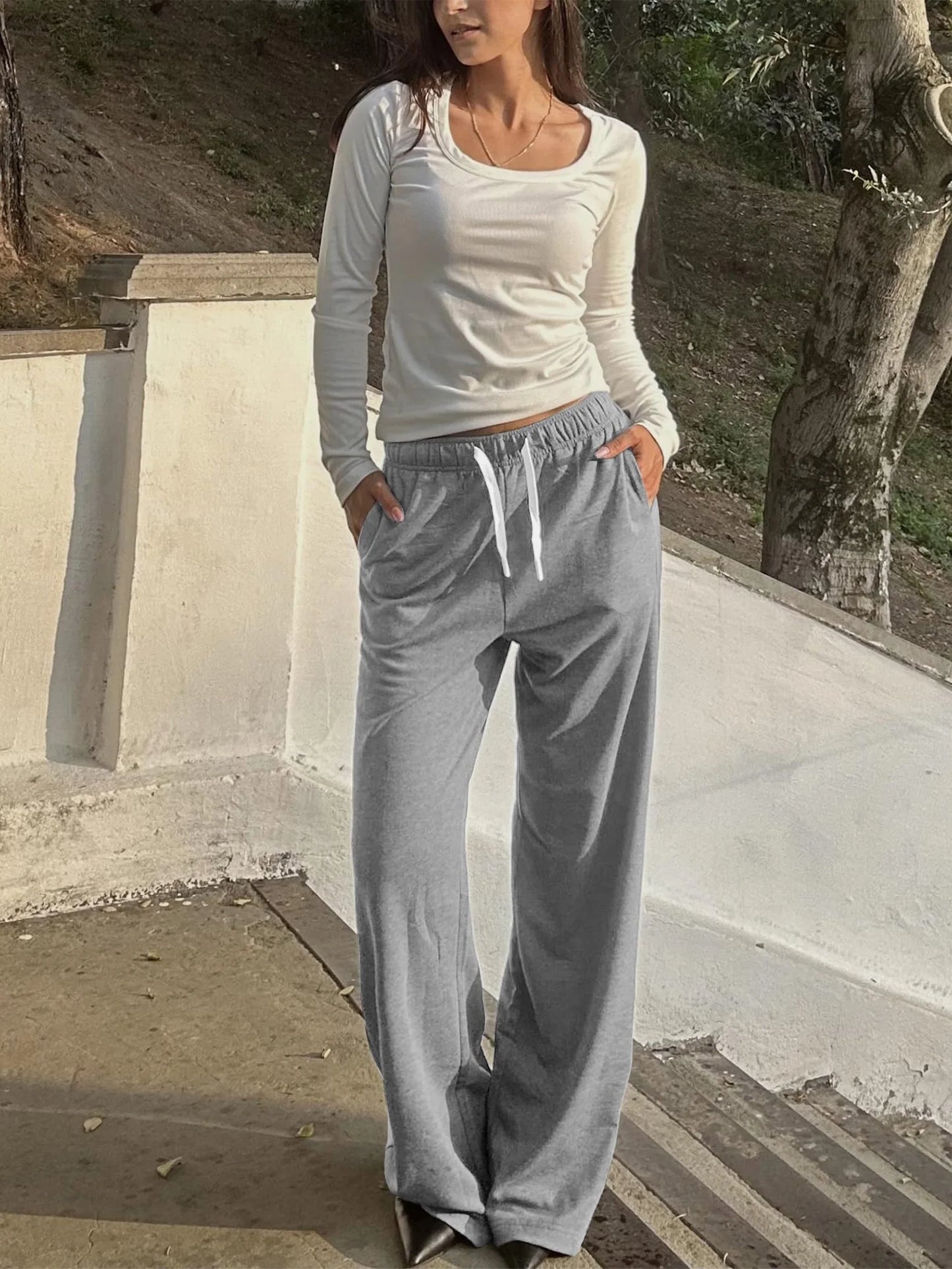 Sweatpants for Women Wide Leg Pants Fall Sweatpants with Pockets Elastic Waistband Comfy Pants Women Winter Lounge Pants Light Grey L